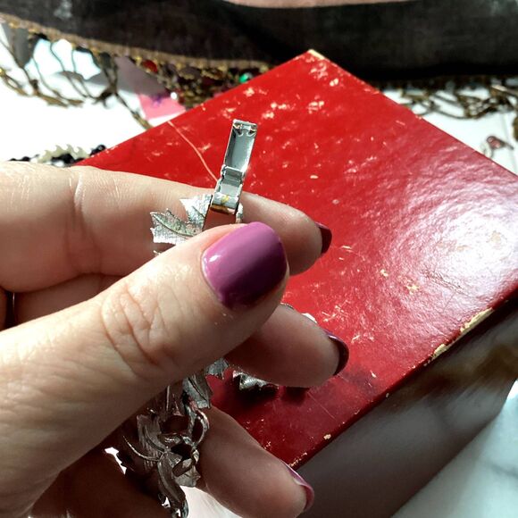 Vintage Lisner Demi-Parure Set of Silver Bracelet and Earrings - Picture 3 of 4